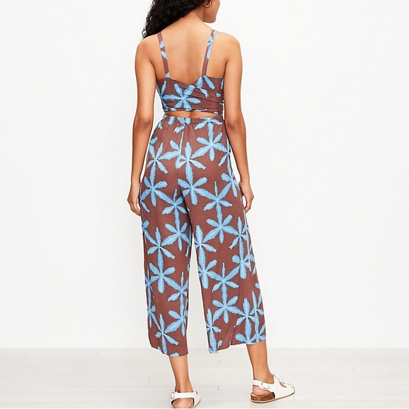 Ann Taylor LOFT Beach Tie Back Jumpsuit Star Tie Dye Wrap Wide Leg Jumpsuit XS - Picture 2 of 12